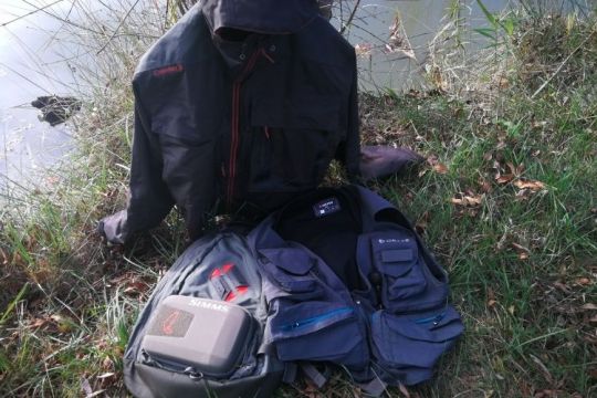 Chest-pack, gilet de pêche, veste de wadding : l'importance de bien choisir son équipement