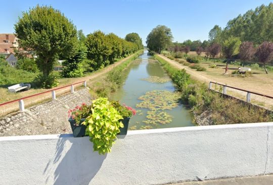 Le secteur de Villefranche-sur-Cher abrite des beaux black-bass.