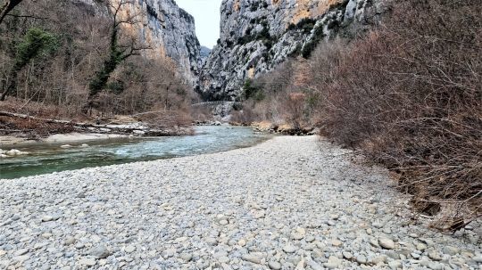 Repérer les spots en amont