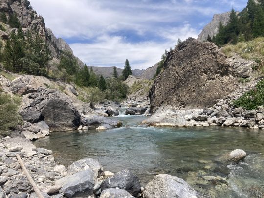 Entre St Paul et le Maljasset plusieurs secteurs sont constitues de cuvettes et cascades de toute beauté! 