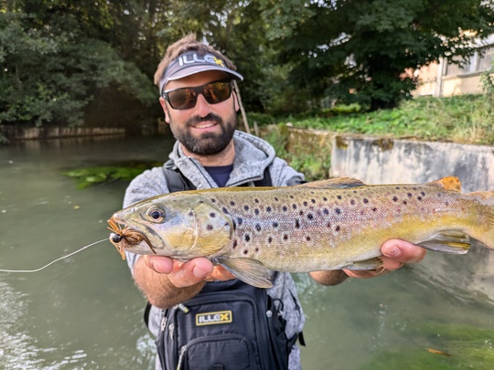 Très utilisé en street fishing, le micro jig est aussi excellent sur les salmonidés