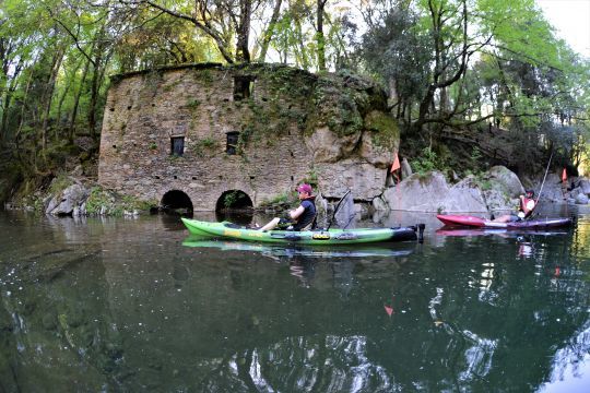 Le kayak est synonyme de liberté et permet d'accéder à des endroits reculés