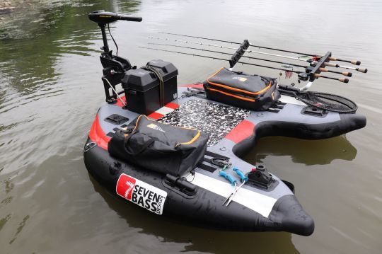 Il vaut mieux s'orienter vers un modèle conçu pour avoir un moteur.