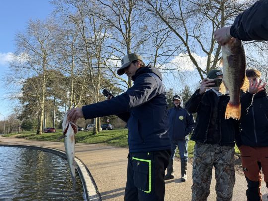 Perches, tanches, gardons, black-bass&hellip; tous les p&ecirc;cheurs seront combl&eacute;s.