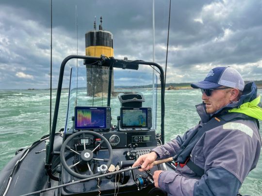 Pour la pêche en linéaire, la NFC SJ 706 IM est la canne parfaite.