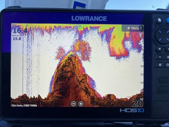 C'est en naviguant que j'ai pu identifier cette capture, en fin de saison derni&egrave;re. Sur cette zone, le courant est relativement fort, avec une vitesse sup&eacute;rieure &agrave; 3 n&oelig;uds