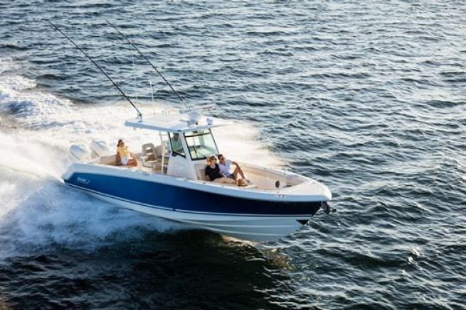 Boston Whaler 330 Outrage