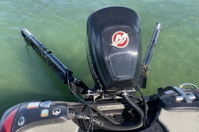 Why install a shallow anchor on a fishing boat?