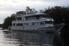 Le bateau htel Kalua I.