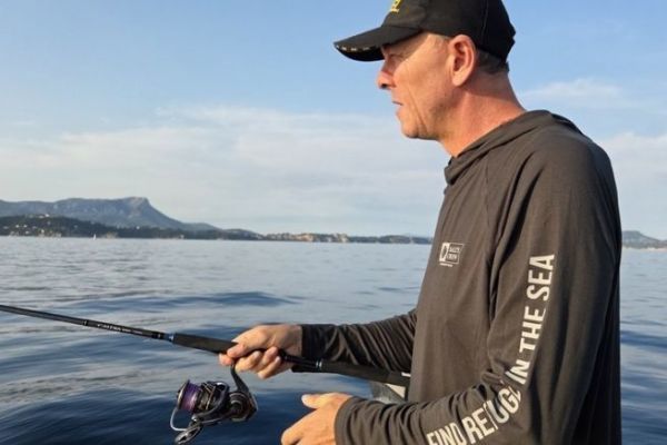 Se protéger du soleil à la pêche