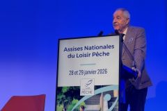 Le pr�sident de la FNP r�pond aux questions.