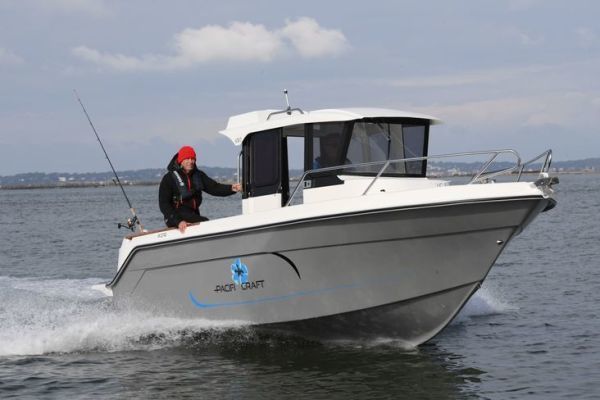 Pacific Craft 650 T : l'essai complet d'un timonier compact et son positionnement sur le marché